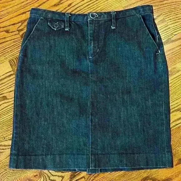 Banana Republic Skirt Denim size 4 - Picture 1 of 3